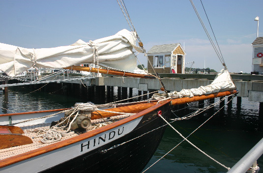 Schooner Hindu